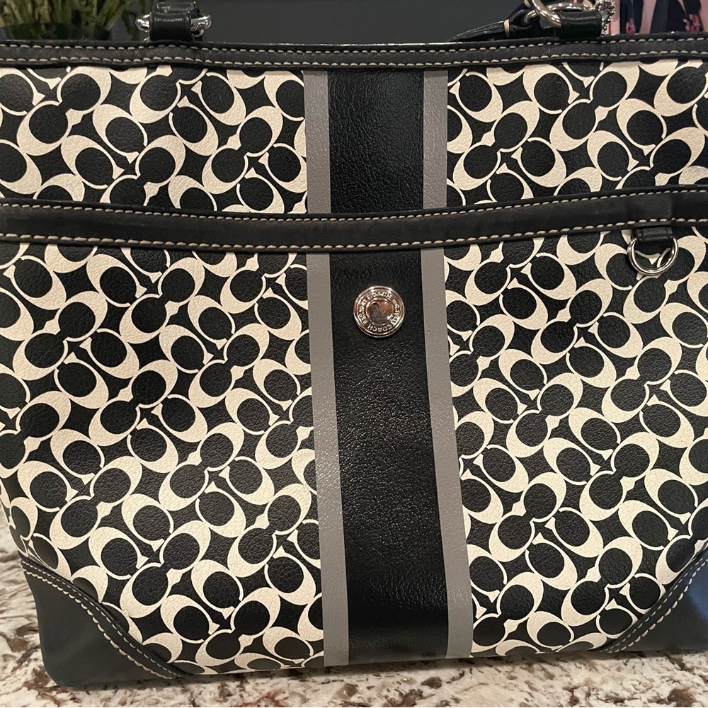 Coach black and white purse